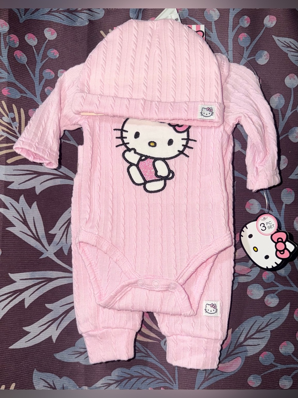 Hello Kitty Light Pink Cable-Knit Footie